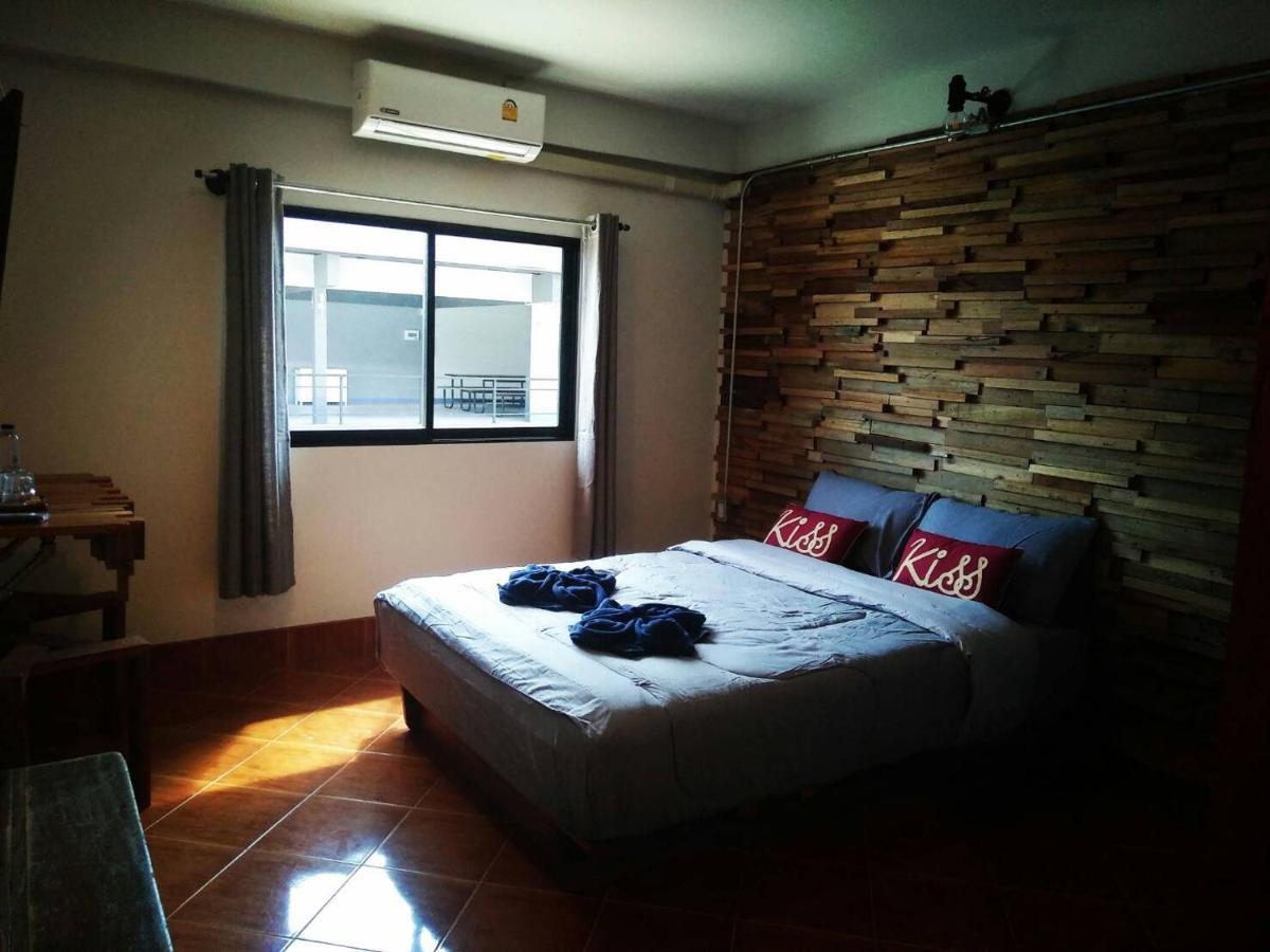 Pakarang Resort Satun Exteriör bild